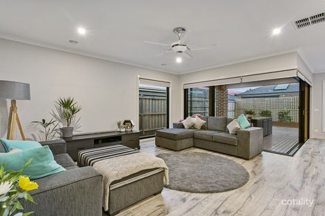 Property photo of 7 Homebush Avenue Cranbourne East VIC 3977