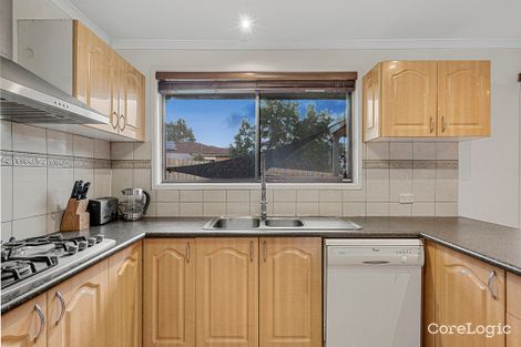 Property photo of 30 Charles Green Avenue Endeavour Hills VIC 3802