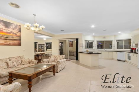 Property photo of 9 Magnolia Drive Narre Warren South VIC 3805