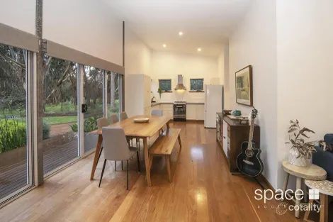 Property photo of 11 Lemon Gum Retreat Margaret River WA 6285