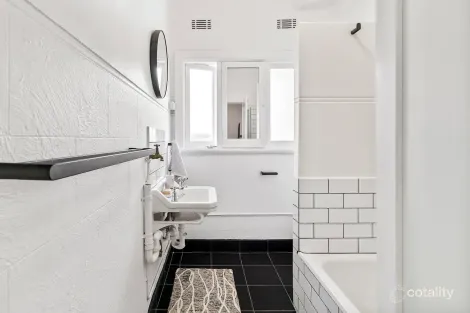 Property photo of 7/31 Eildon Road St Kilda VIC 3182