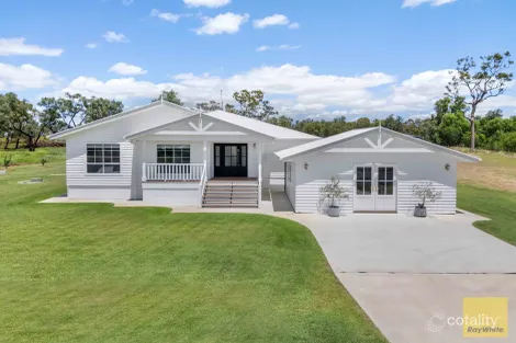 Property photo of 301 Chudleigh Drive Emerald QLD 4720