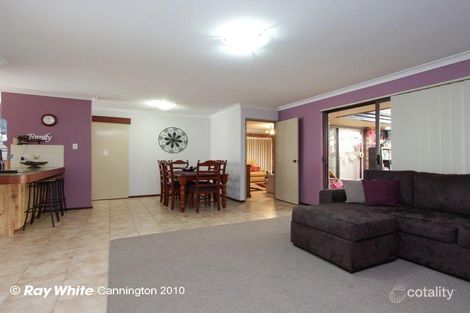 Property photo of 17 Blenny Close Cannington WA 6107