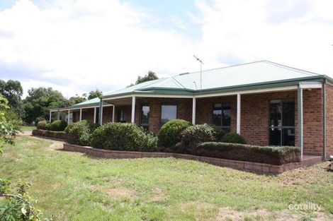 66 Gyro Cl, Riddells Creek, VIC 3431