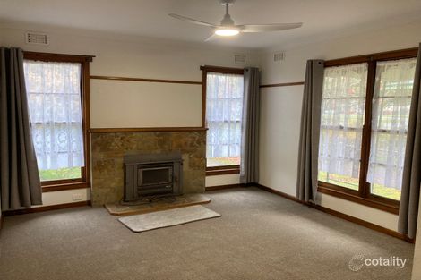 Property photo of 31 Anslow Street Woodend VIC 3442