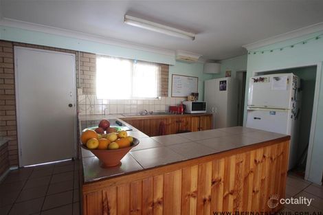 Property photo of 4 Malin Court Eagleby QLD 4207