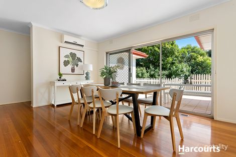 Property photo of 1 Wynyard Street Glen Waverley VIC 3150