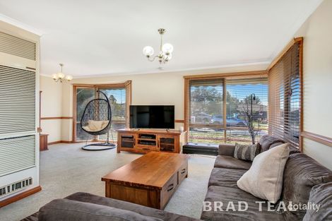 Property photo of 6 Backhaus Avenue Sunbury VIC 3429