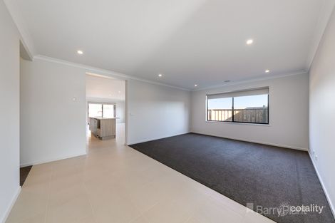 Property photo of 50 Meadowbrook Crescent Warragul VIC 3820