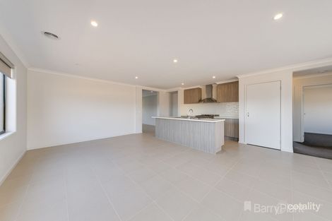 Property photo of 50 Meadowbrook Crescent Warragul VIC 3820