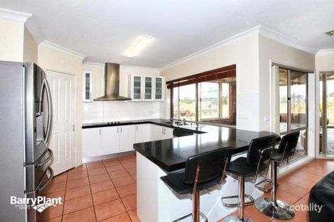 Property photo of 25 Sanctuary Rise Mickleham VIC 3064