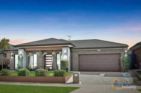 Property photo of 9 Pinnibar Way Weir Views VIC 3338