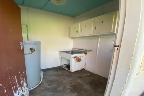 Property photo of 17 Albert Street Parkes NSW 2870
