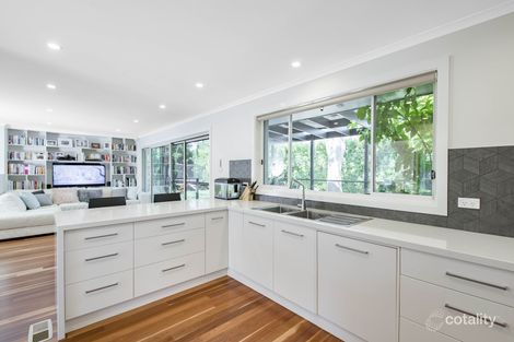 Property photo of 10 Norman Street Deakin ACT 2600