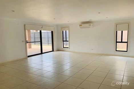 Property photo of 13 Florentino Parade Point Cook VIC 3030