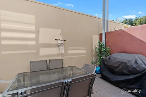 Property photo of 1/41 Mitchell Road Alexandria NSW 2015