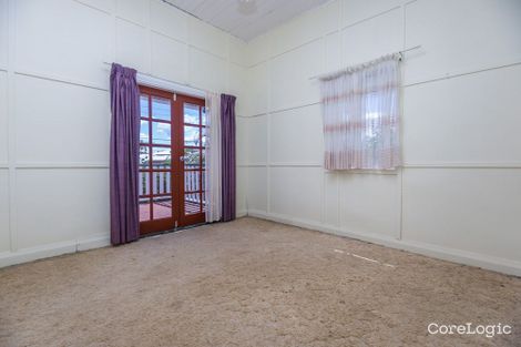 Property photo of 154 Prince Edward Parade Scarborough QLD 4020