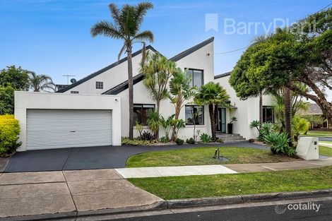 2 Kentmere Ct, Greenvale, VIC 3059