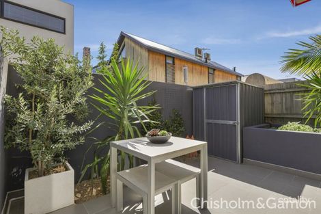 4/10 Docker St, Elwood, VIC 3184