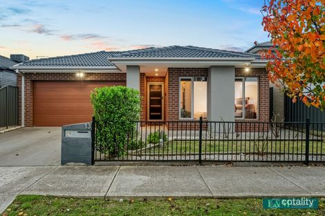 13 Brilliant St, Roxburgh Park, VIC 3064