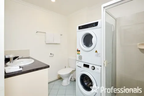 Property photo of 2A/1 Eildon Road St Kilda VIC 3182