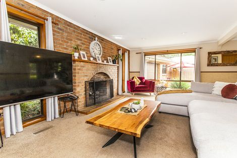 Property photo of 16 Chamberlain Drive Kilsyth South VIC 3137