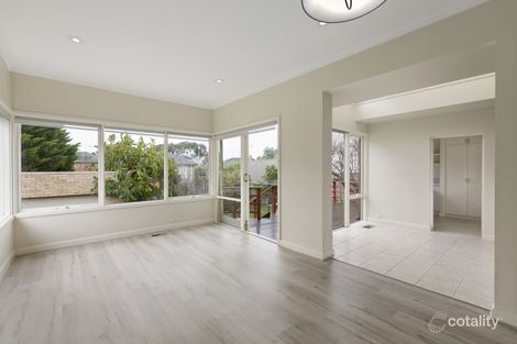 Property photo of 5 Kyora Drive Kew East VIC 3102