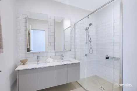 Property photo of 10/41-43 Murarrie Road Murarrie QLD 4172