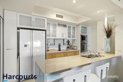 Property photo of 1/36-38 Oatland Esplanade Runaway Bay QLD 4216