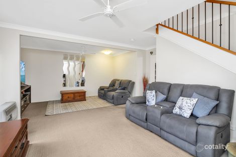 Property photo of 34 Wingello Crescent Wyoming NSW 2250
