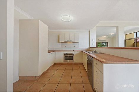 Property photo of 2 Hillbrook Place Varsity Lakes QLD 4227