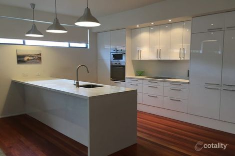 10 Redman Ave, Thirroul, NSW 2515