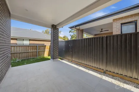 39 Gould Rd, Claymore, NSW 2559