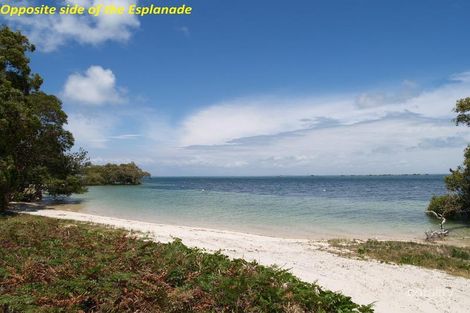 Property photo of 67 Kooringal Esplanade Kooringal QLD 4025