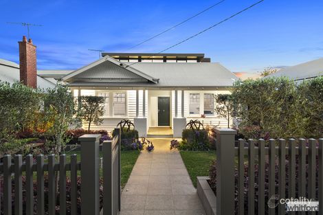 Property photo of 33 Girton Crescent Manifold Heights VIC 3218
