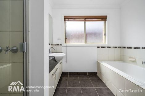 Property photo of 72 Baden Powell Drive Tarneit VIC 3029