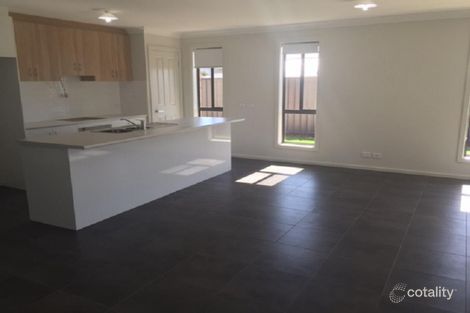 33 White Cl, Encounter Bay, SA 5211
