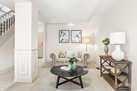 Property photo of 2/663 Burke Road Camberwell VIC 3124