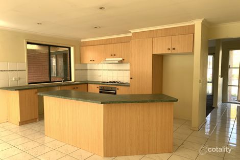 Property photo of 12 Greenlea Grove Hampton Park VIC 3976