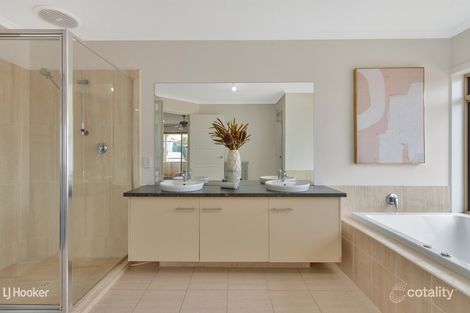 Property photo of 19 Selway Place Evanston Park SA 5116