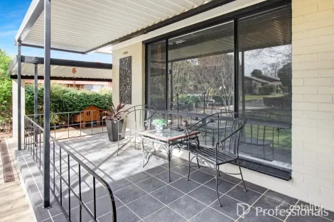 Property photo of 18 Carmody Street Kooringal NSW 2650