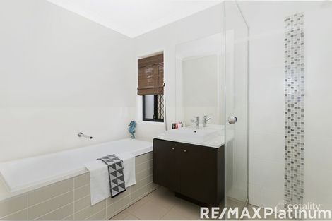 Property photo of 10 Paluma Place Narangba QLD 4504