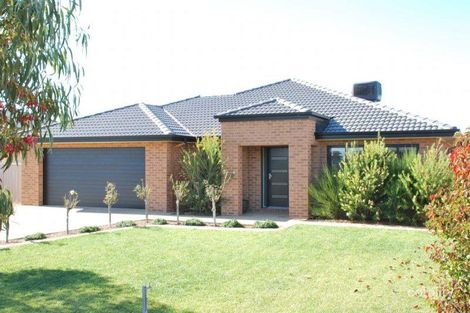 6 Prospect Cres, Kialla, VIC 3631