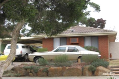 13 Dobell Ave, Sunbury, VIC 3429