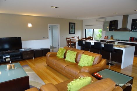 Property photo of 32 Norfolk Boulevard Torquay VIC 3228