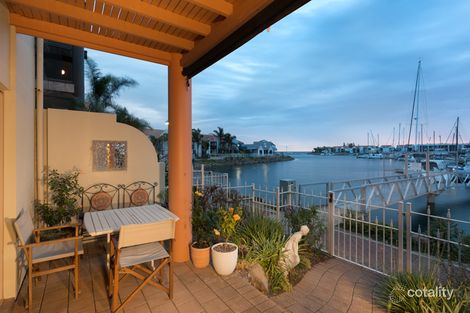 1/8 Coral Way, North Haven, SA 5018