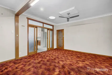 Property photo of 71 Majorca Road Maryborough VIC 3465