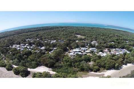 Property photo of 67 Kooringal Esplanade Kooringal QLD 4025