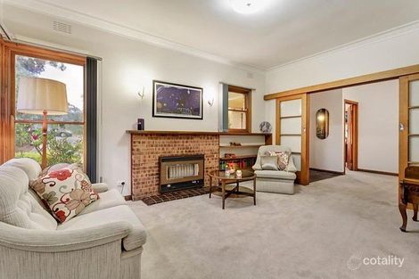 Property photo of 10 St James Road Heidelberg VIC 3084