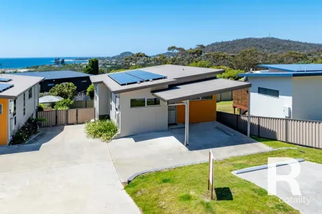 Property photo of 1/12 Sea Eagle Drive Bicheno TAS 7215